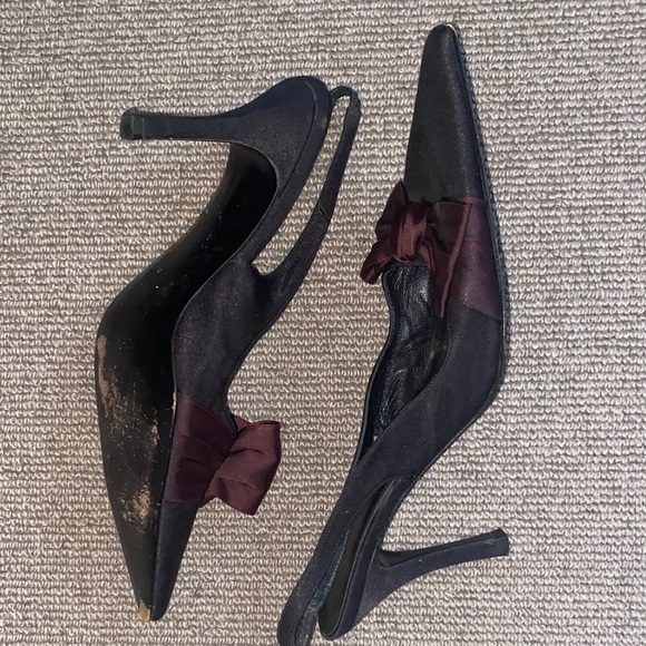 LK Bennett Elegant Black and Burgundy Satin Bow Slingback Heels sz 38.5 - Picture 13 of 15